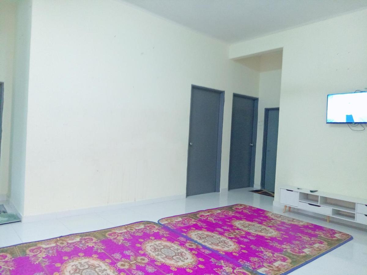 Homestay Wan Z Kuala Terengganu Exterior photo