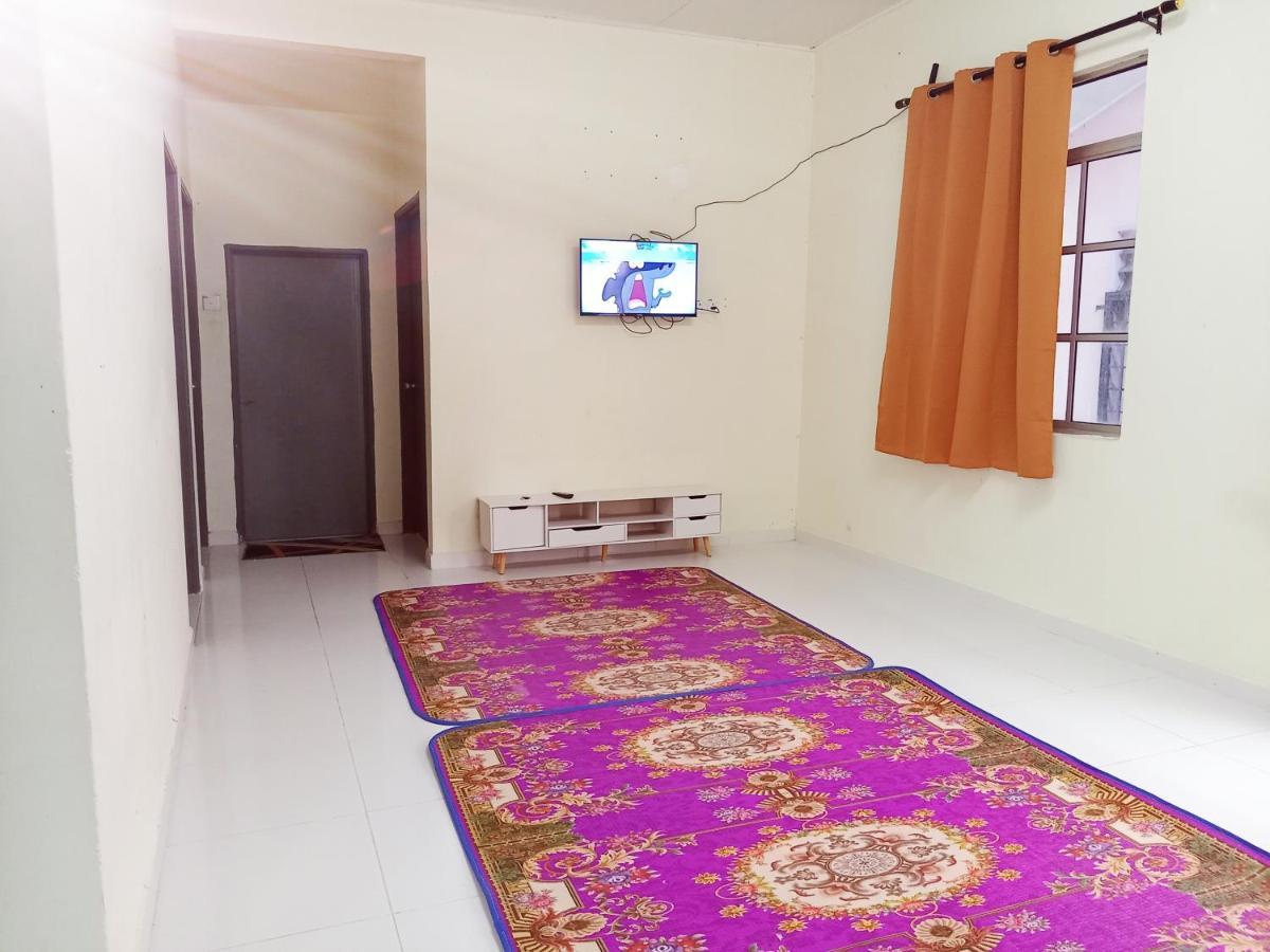 Homestay Wan Z Kuala Terengganu Exterior photo